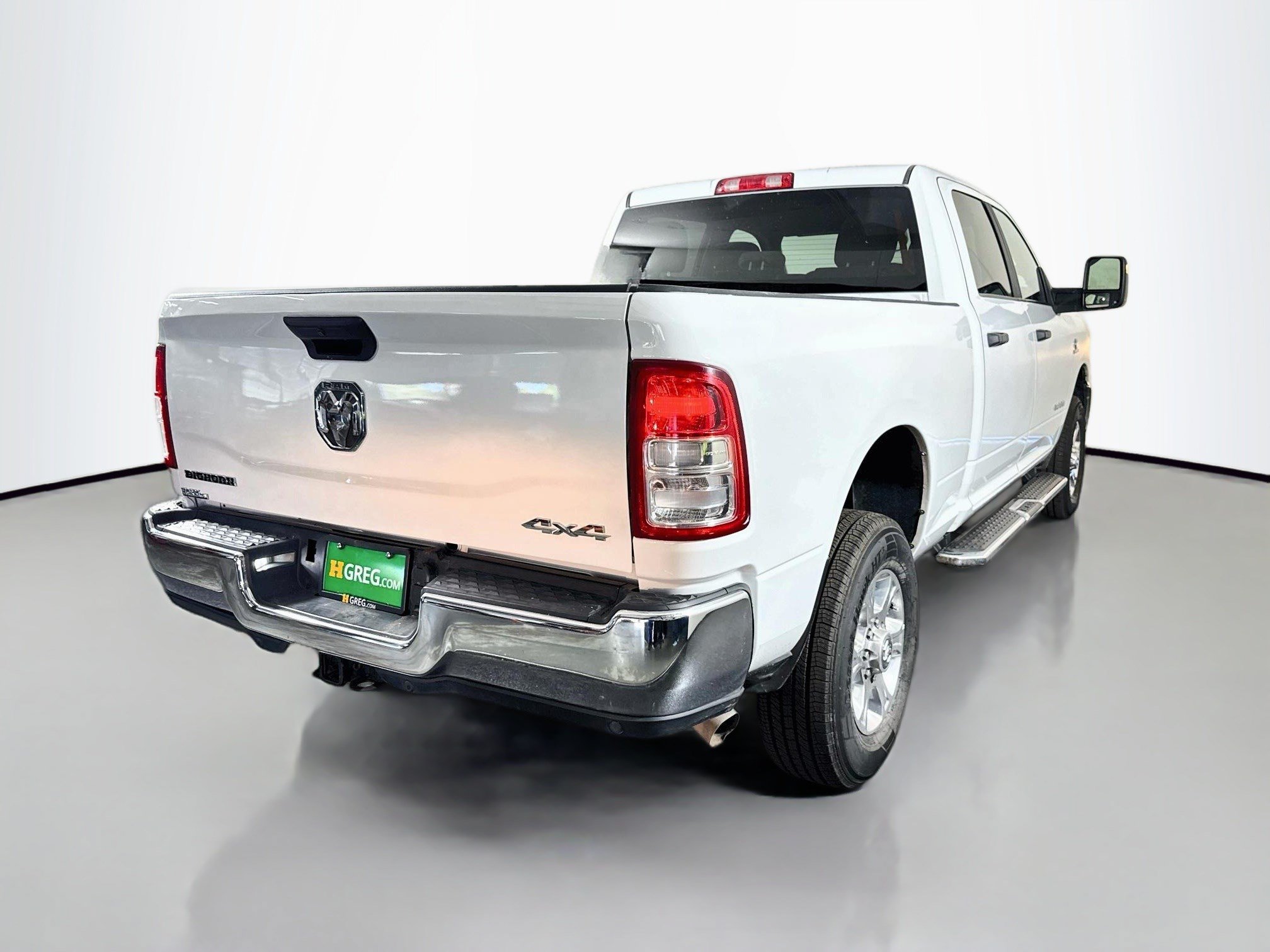 Used 2024 RAM 2500 Big Horn w/ Off Road Package AWD/4WD image 10