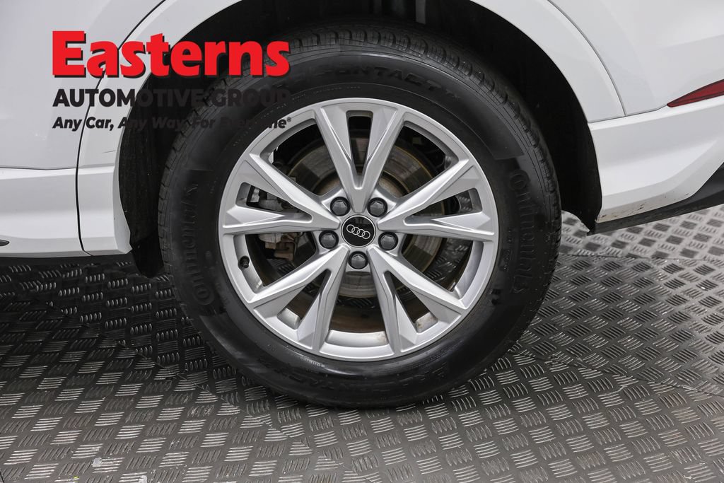 Used 2025 Audi Q3 2.0T Premium AWD/4WD image 34