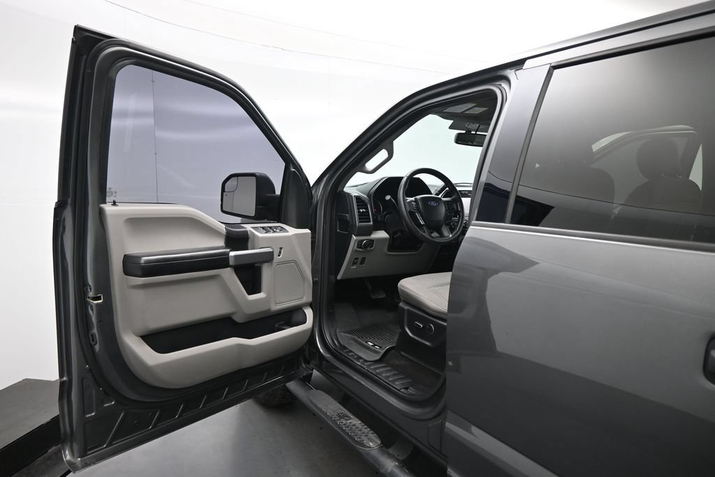 Used 2018 Ford F150 XLT w/ Equipment Group 301A Mid AWD/4WD image 8