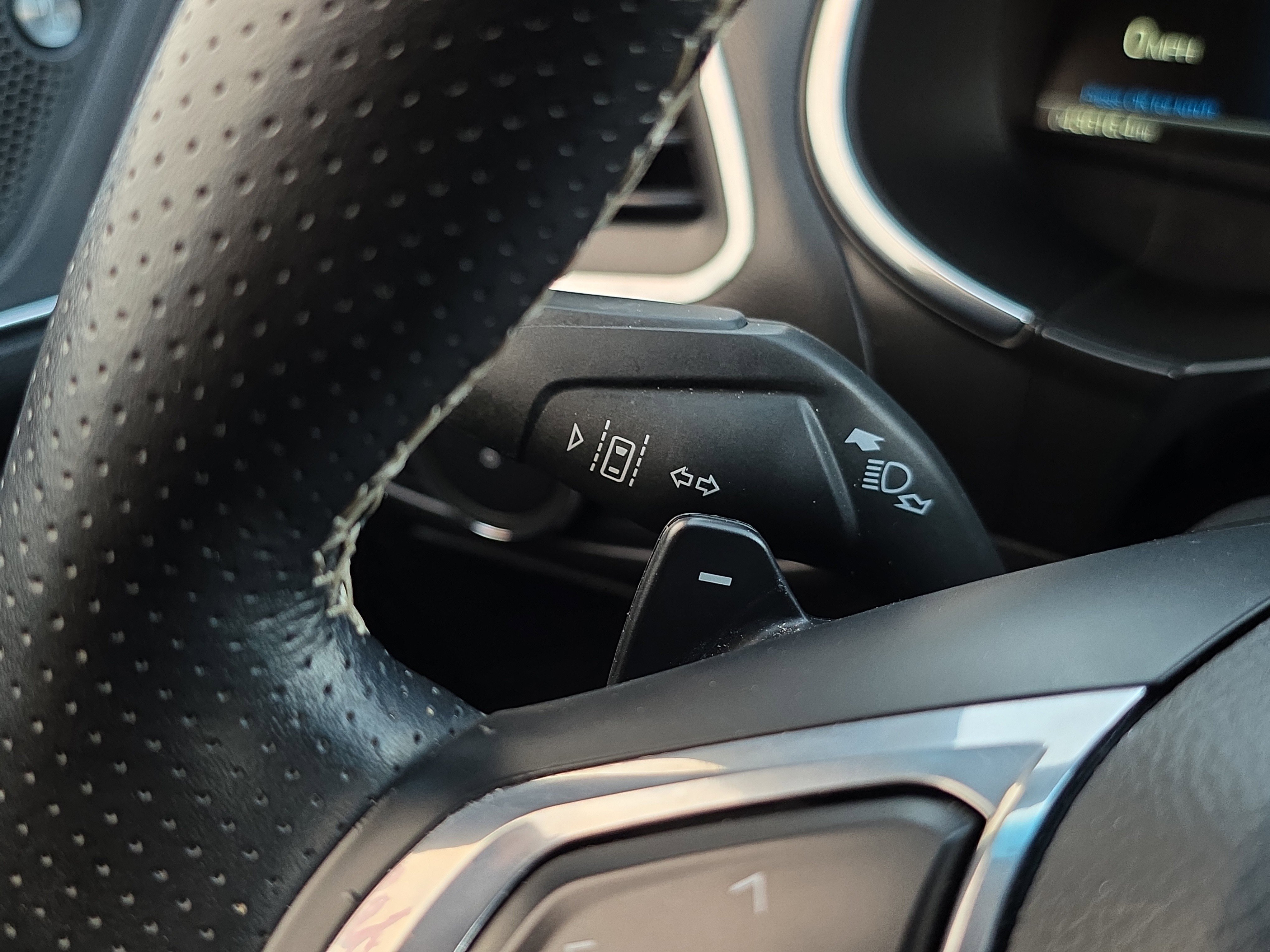 Used 2021 Ford Edge ST w/ Equipment Group 401A image 21