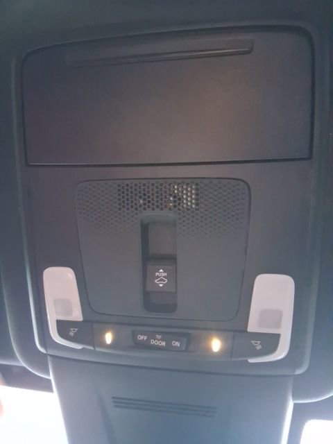 Used 2025 Honda CR-V Sport Touring image 31