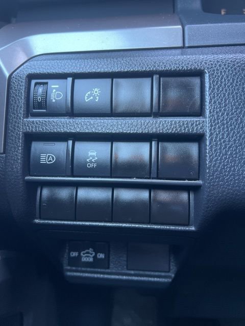 Used 2024 Toyota Tacoma SR5 image 15