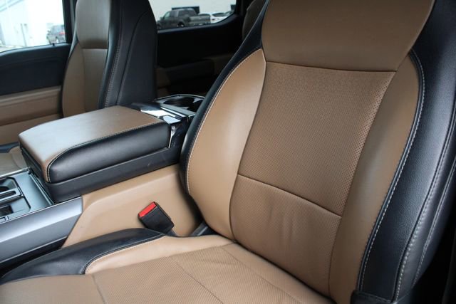 Used 2023 Ford F150 Lariat w/ Bed Utility Package image 5