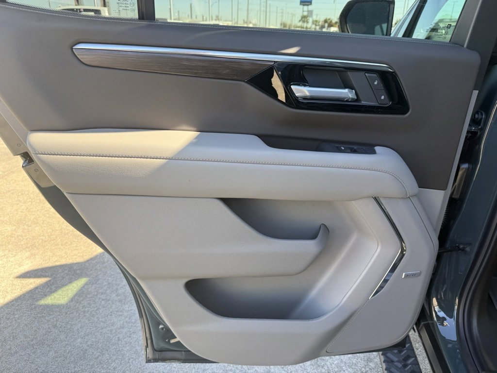 New 2026 Chevrolet Tahoe Z71 w/ Comfort Package image 28