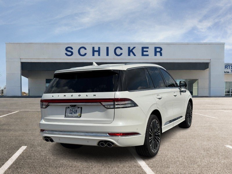Used 2024 Lincoln Aviator Black Label w/ Dynamic Handling Package AWD/4WD image 3