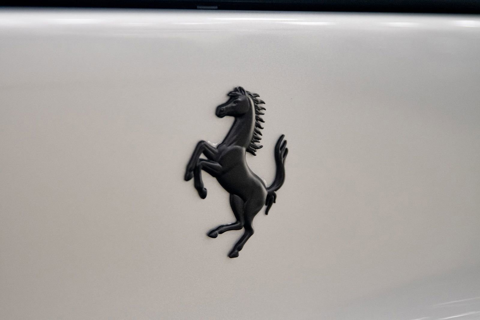 Used 2025 Ferrari Purosangue AWD/4WD image 47