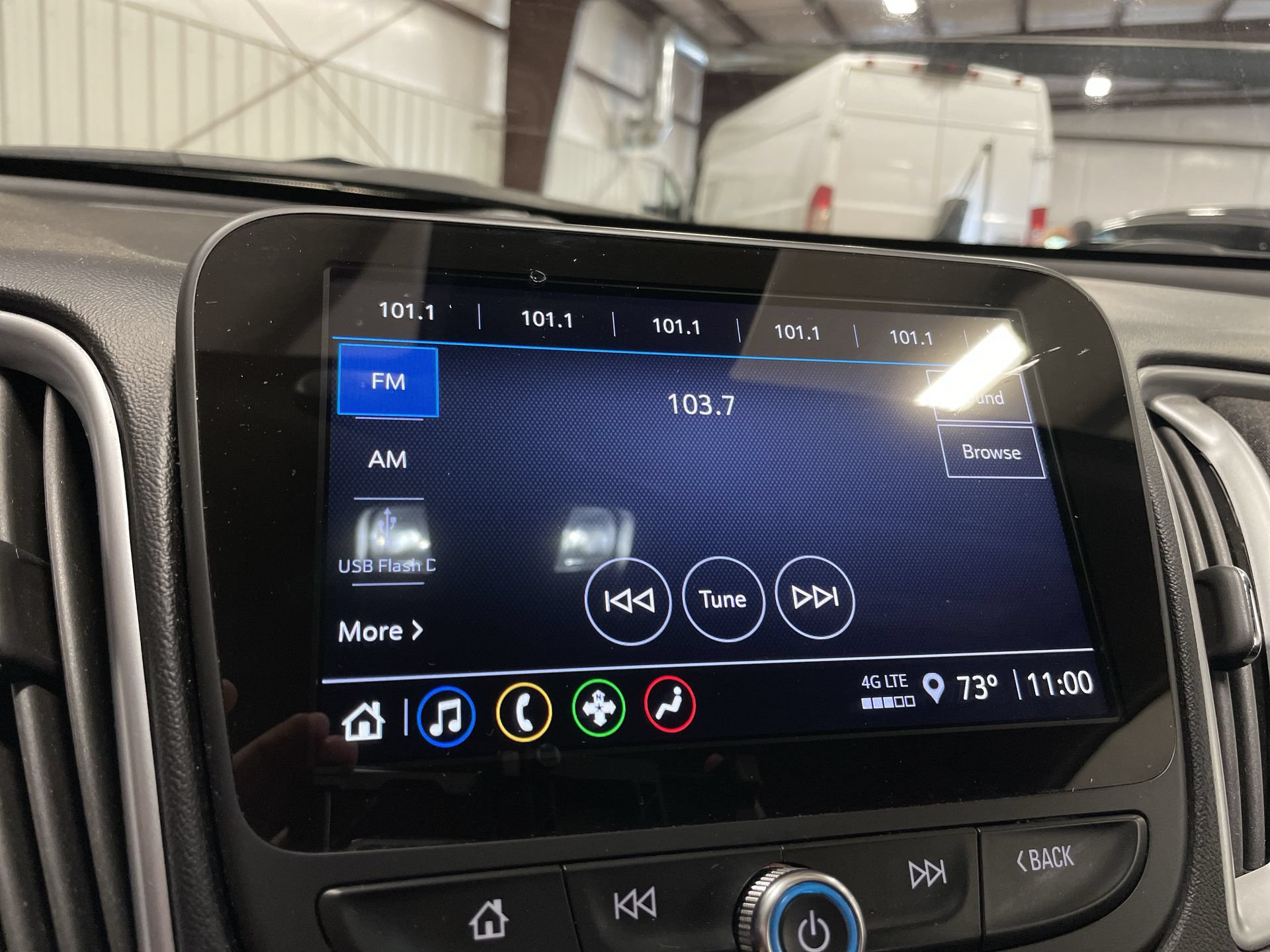 Used 2024 Chevrolet Malibu LT FWD image 18
