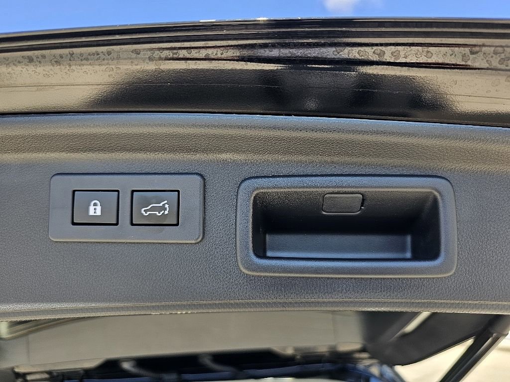 Certified 2025 Subaru Forester Wilderness w/ Convenience Package image 15