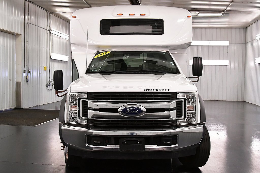 Used 2017 Ford F550 2WD Regular Cab Super Duty image 3