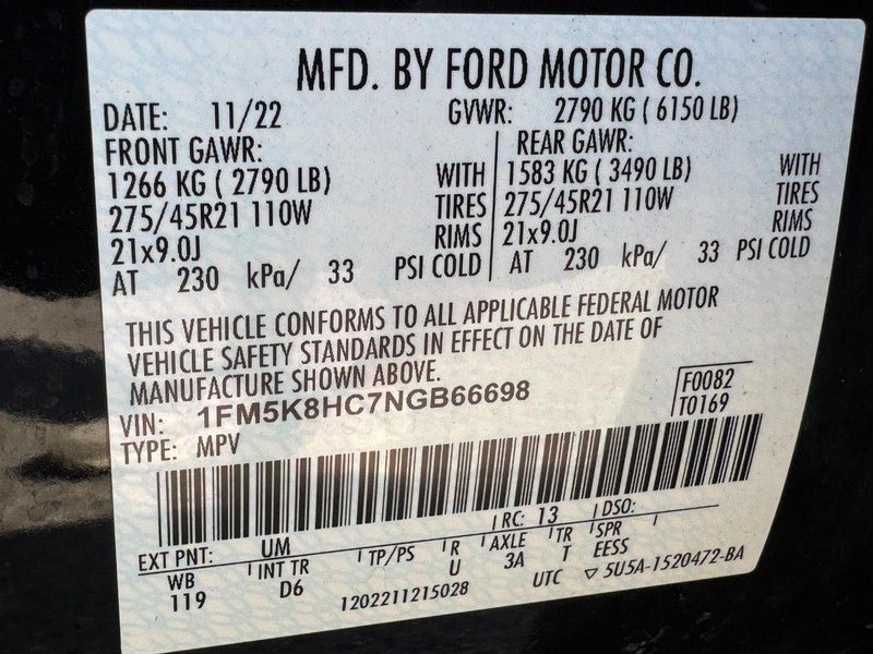Used 2022 Ford Explorer Platinum w/ Equipment Group 601A AWD/4WD image 25