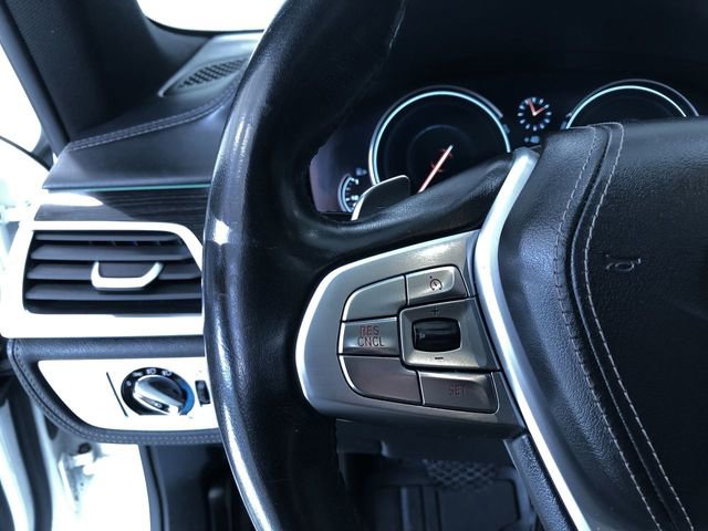 Used 2016 BMW 750i xDrive image 25