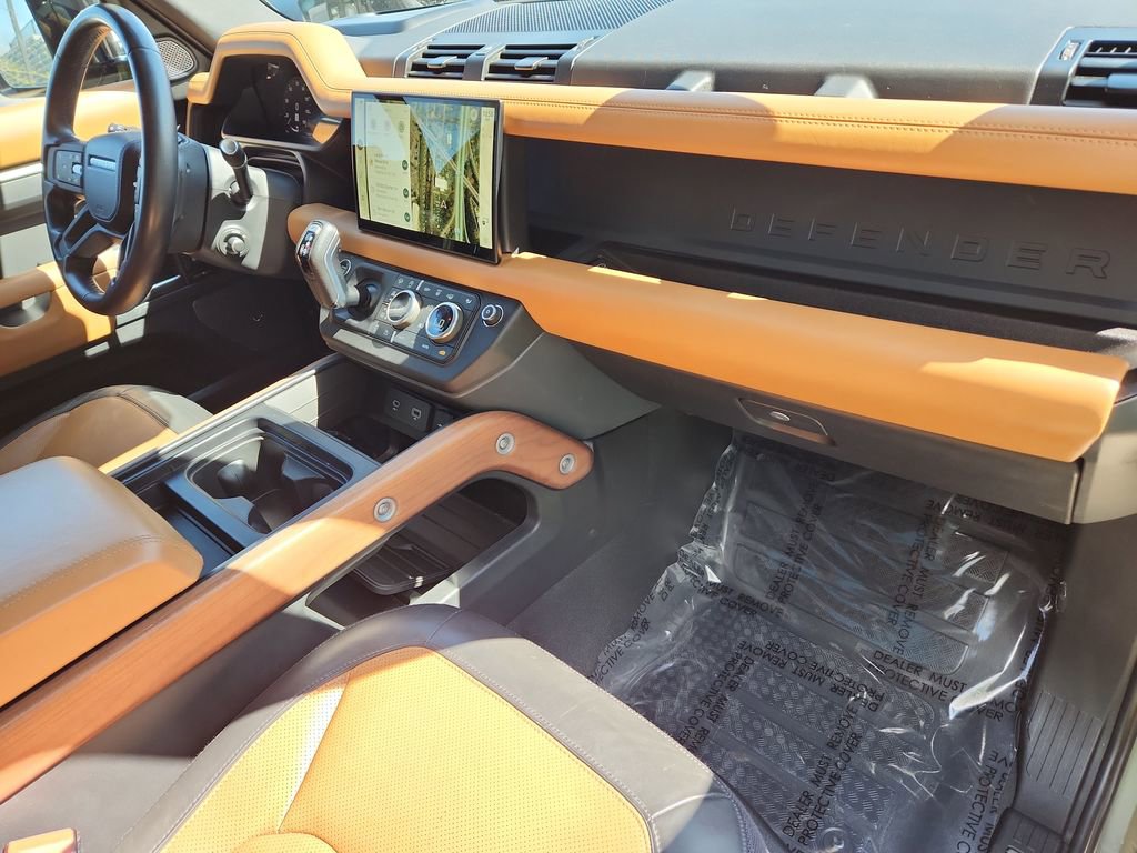 Used 2024 Land Rover Defender 110 X image 27