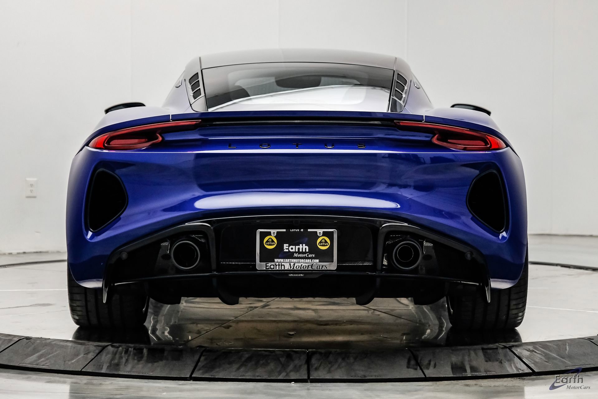 Used 2026 Lotus Emira SE RWD image 15