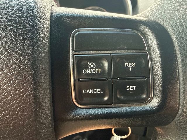 Used 2014 Dodge Avenger SE image 17