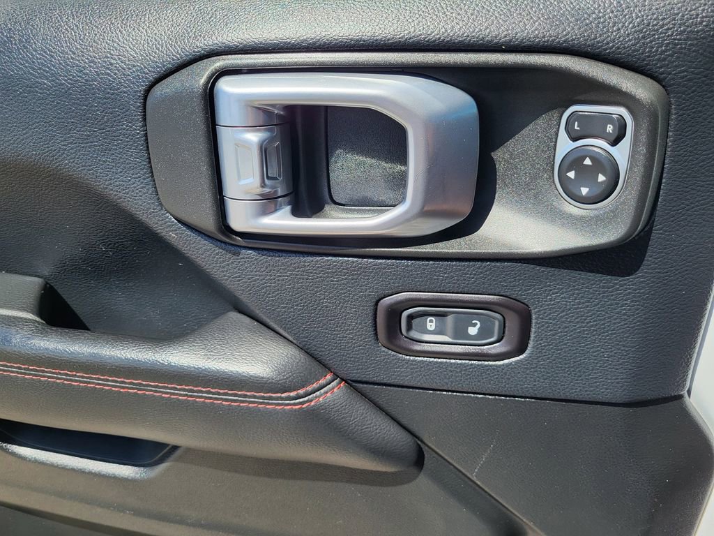 Used 2019 Jeep Wrangler Unlimited Rubicon AWD/4WD image 18