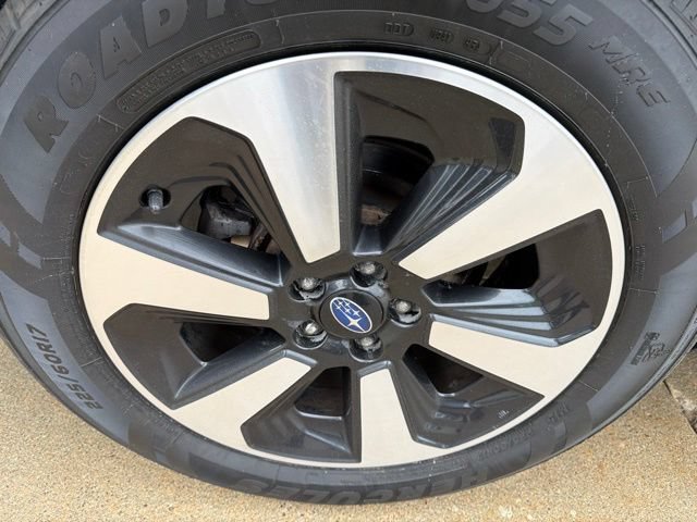 Used 2017 Subaru Forester 2.5i Limited AWD/4WD image 7