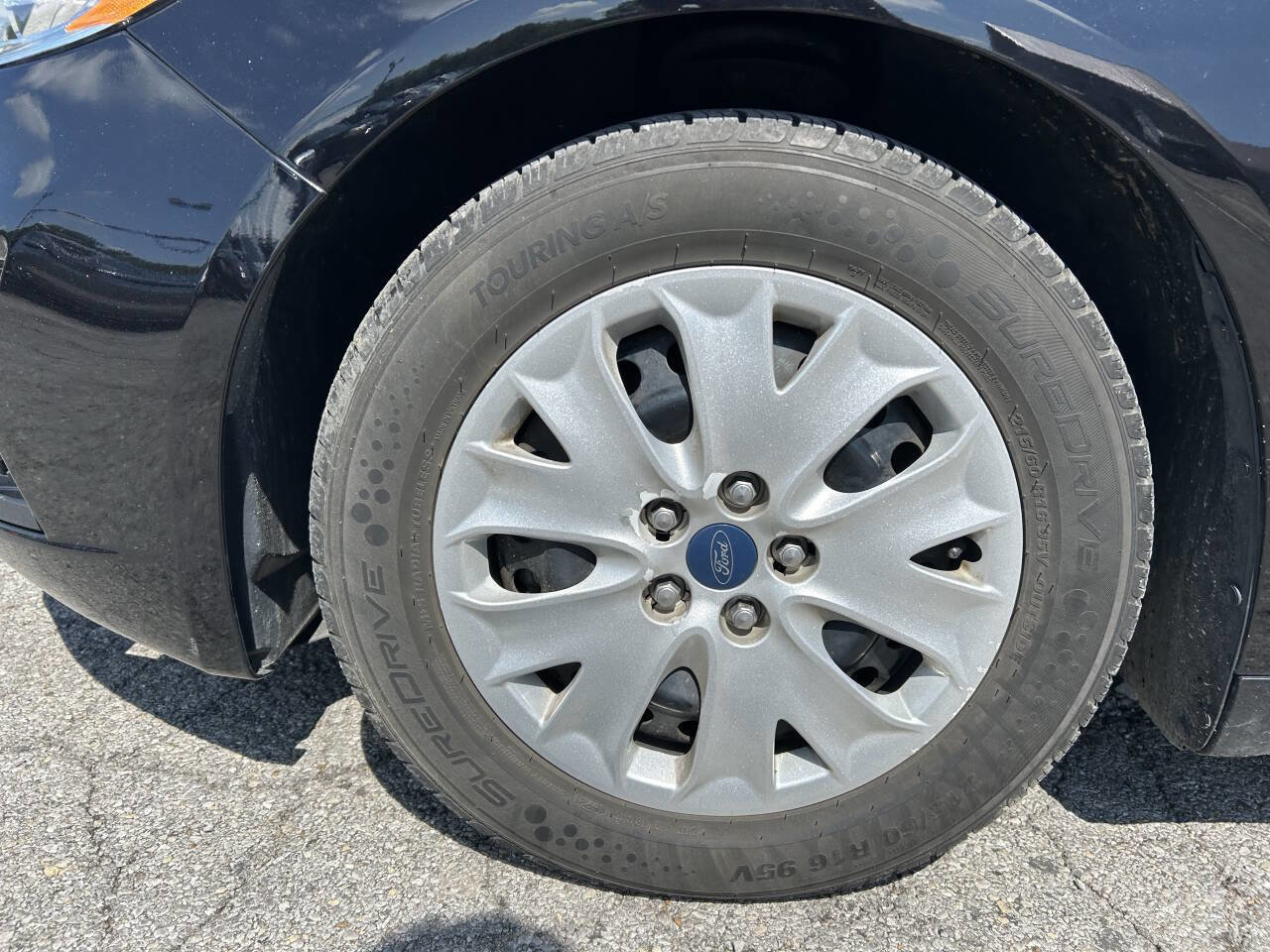 Used 2019 Ford Fusion S FWD image 15