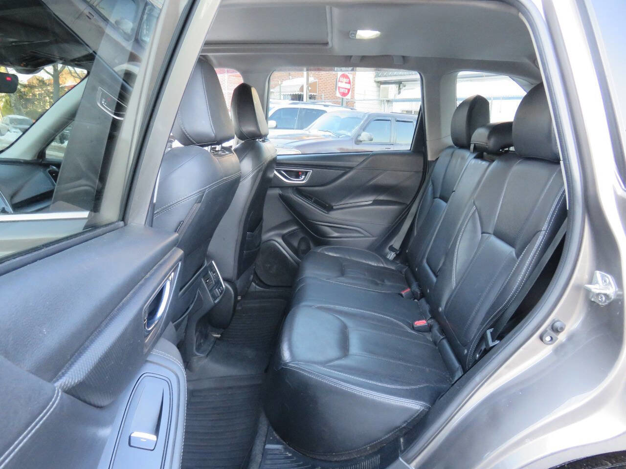 Used 2021 Subaru Forester Limited image 21