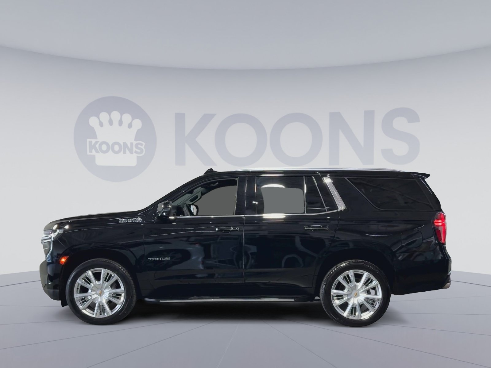 Used 2023 Chevrolet Tahoe High Country AWD/4WD image 7