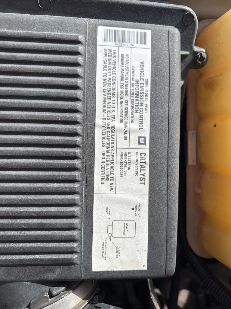 Used 2004 Chevrolet Suburban 2500 LT w/ Preferred Equipment Group image 10