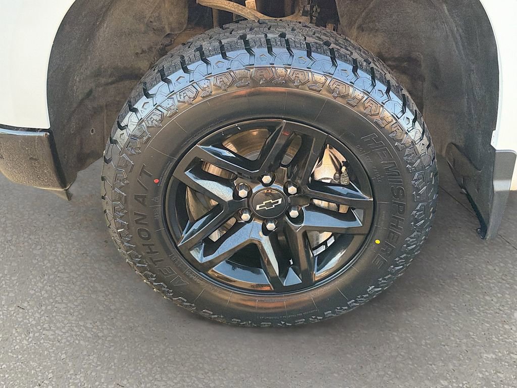 Used 2023 Chevrolet Silverado 1500 LT Trail Boss w/ Protection Package image 39