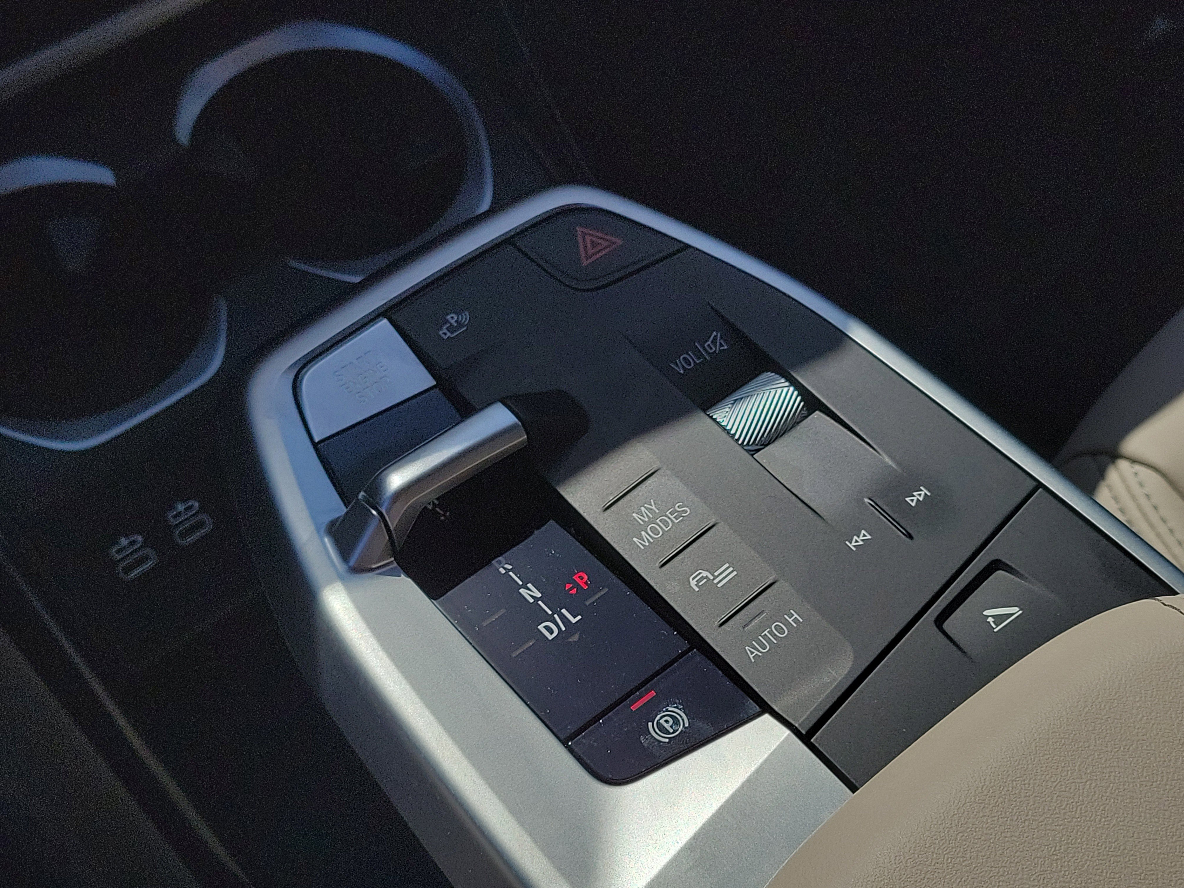 Used 2025 BMW X1 xDrive28i w/ Convenience Package image 28