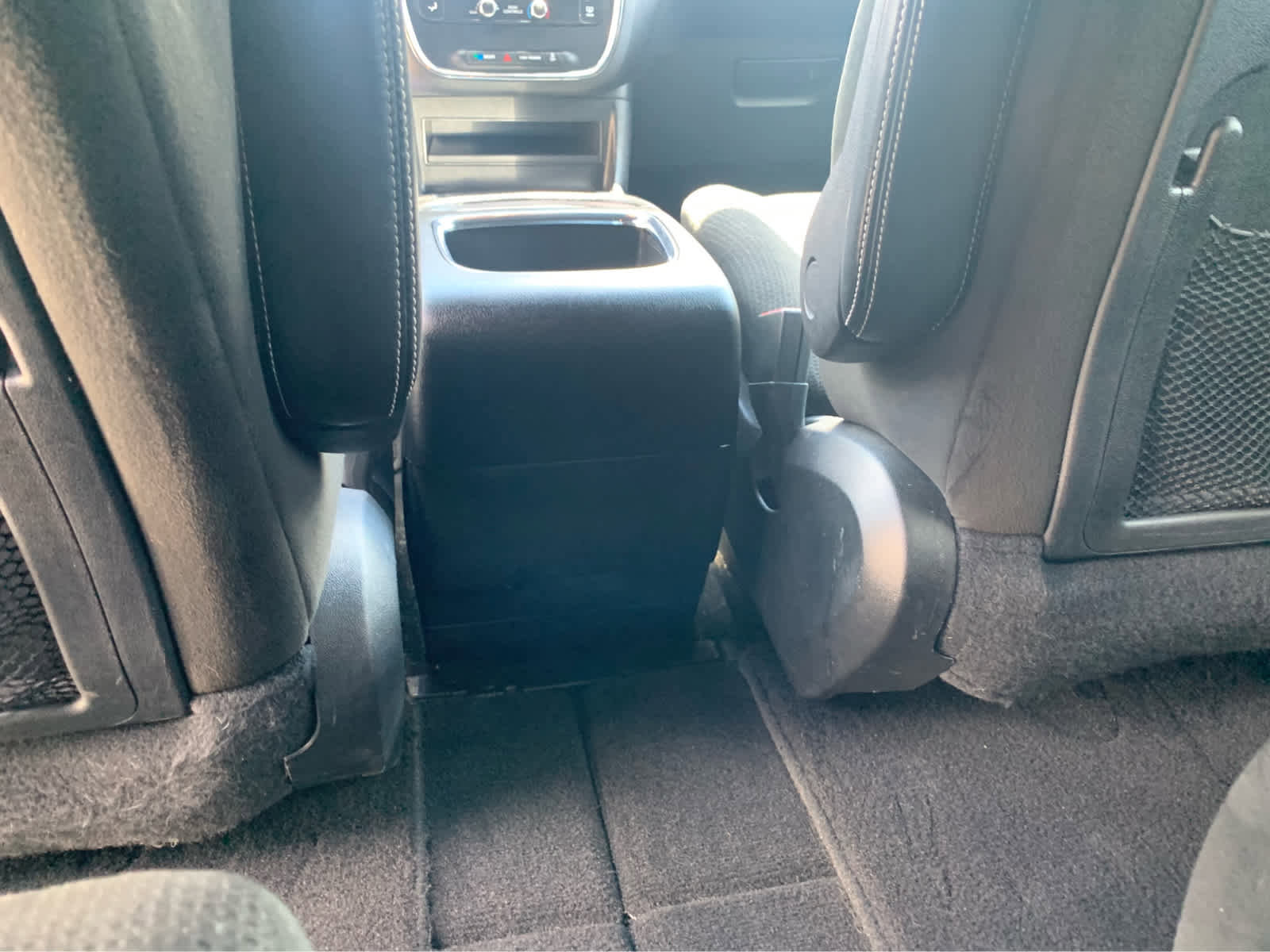 Used 2015 Dodge Grand Caravan SXT w/ Blacktop Package FWD image 25