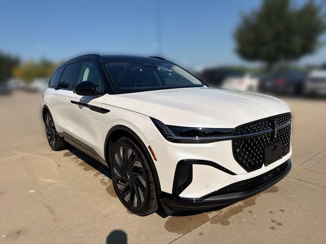 New 2026 Lincoln Nautilus Reserve AWD/4WD image 3