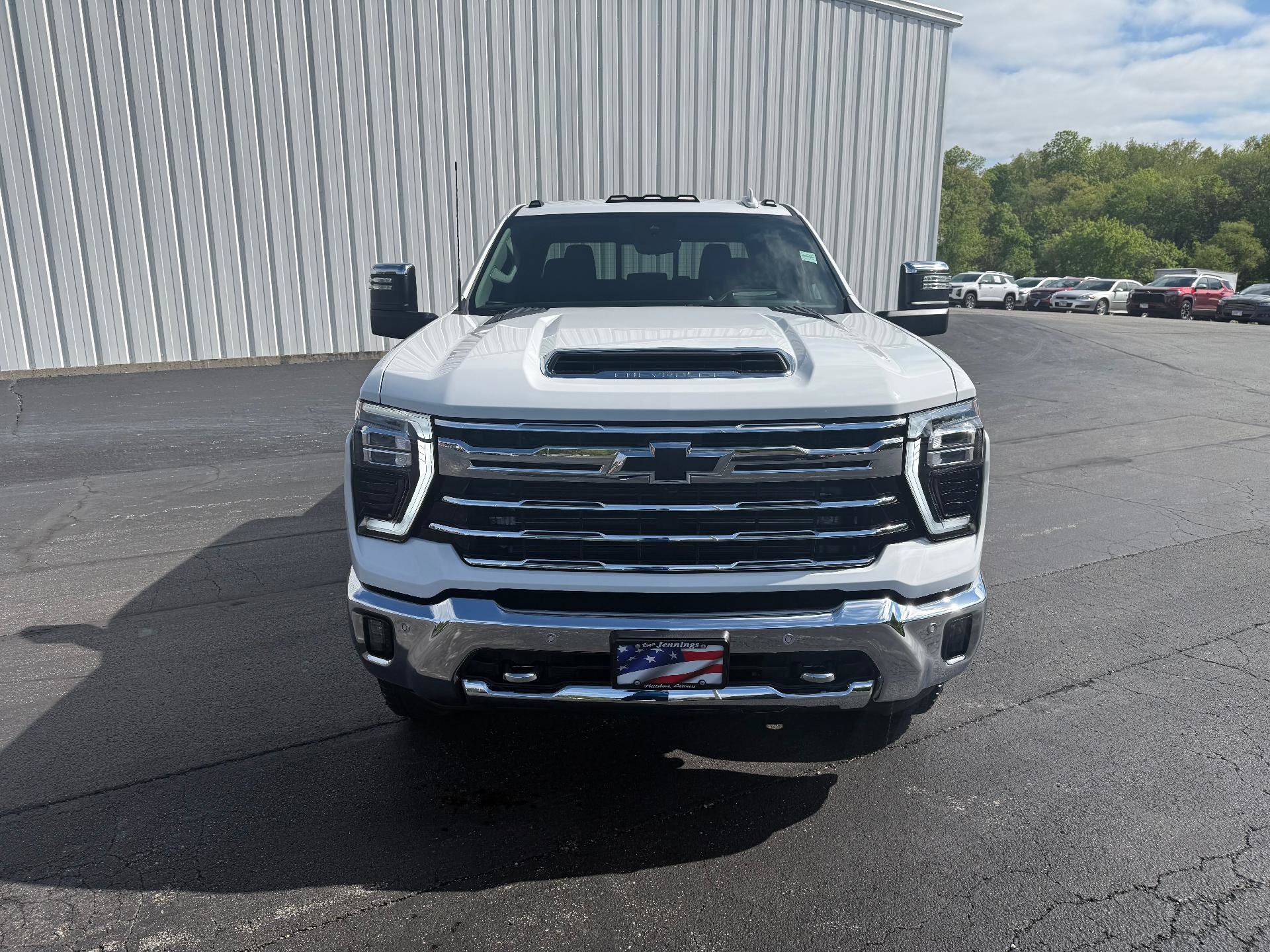 New 2026 Chevrolet Silverado 2500 LTZ w/ LTZ Premium Package AWD/4WD image 8