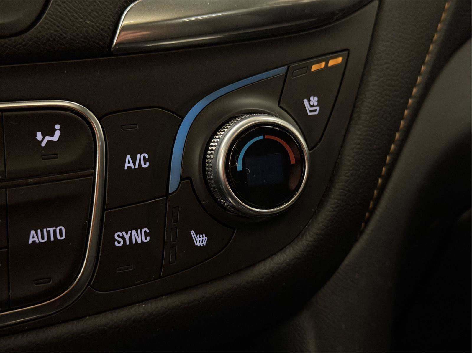 Certified 2021 Chevrolet Equinox Premier image 42