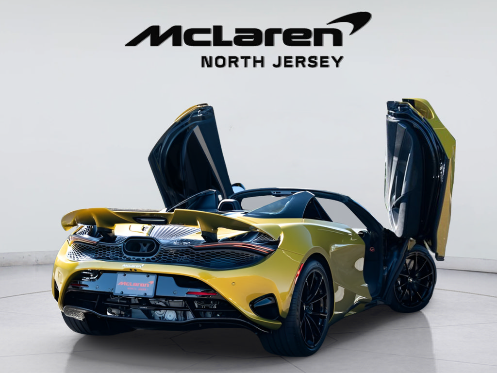 New 2026 McLaren 750S Spider RWD image 22