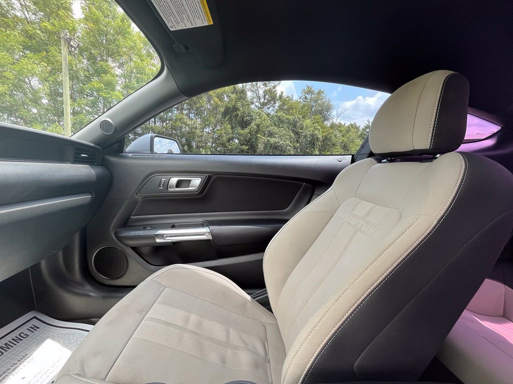 Used 2021 Ford Mustang Coupe RWD image 24