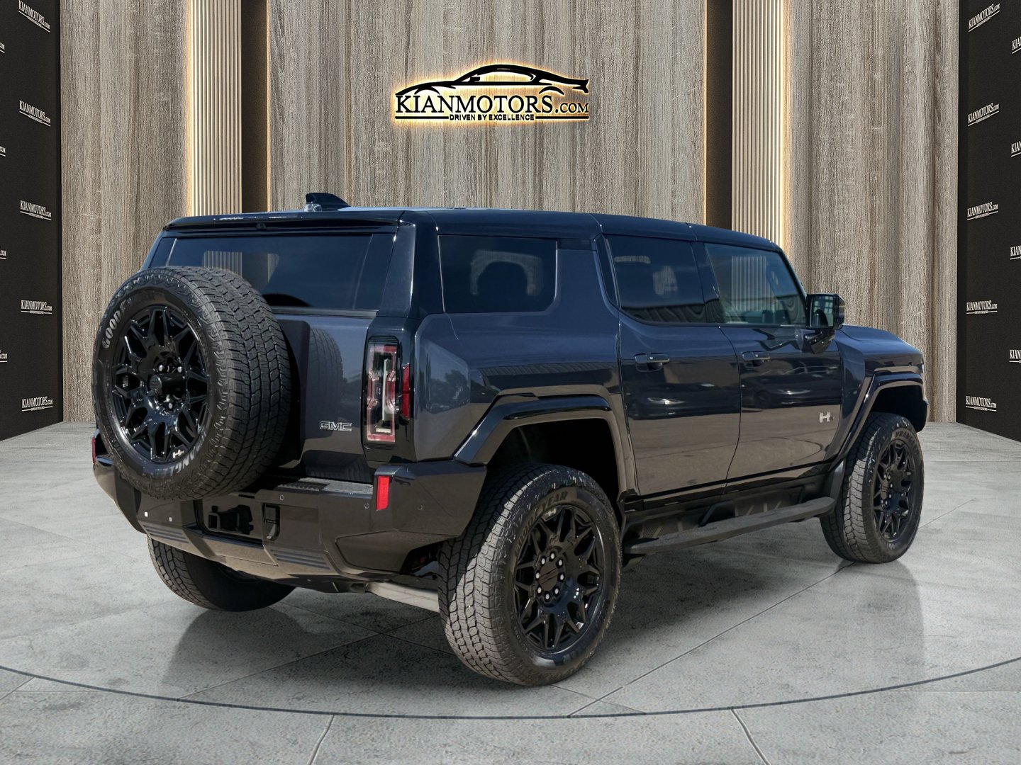 Used 2026 GMC Hummer EV SUV AWD/4WD image 9