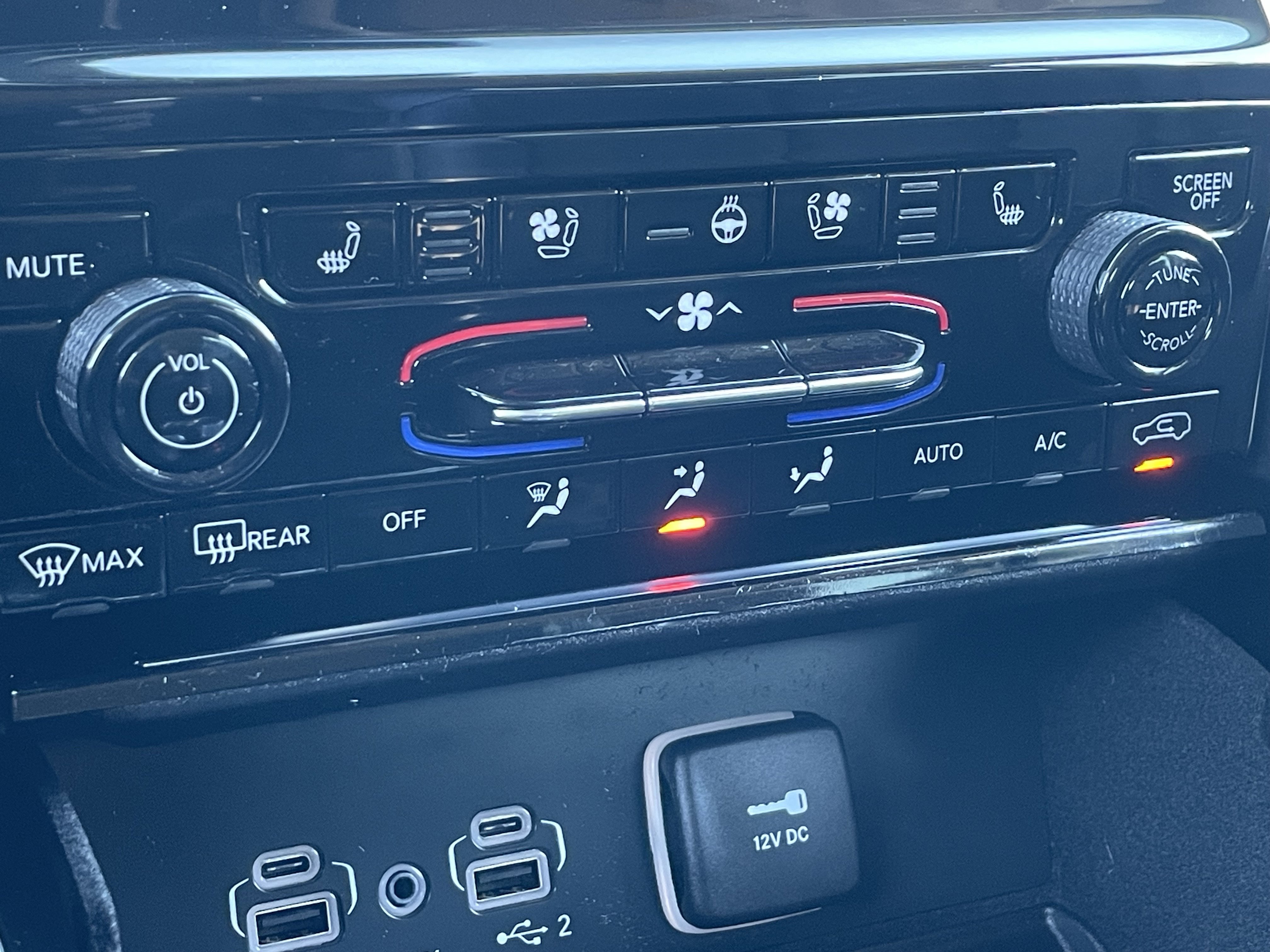 Certified 2022 Jeep Grand Cherokee L Limited w/ Luxury Tech Group II image 28