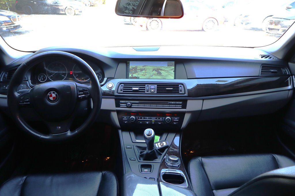 Used 2011 BMW 535i Sedan RWD image 13