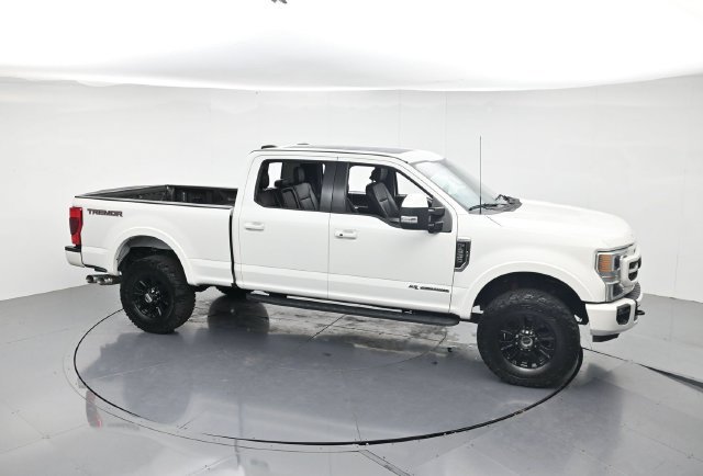 Certified 2022 Ford F250 Lariat w/ Tremor Off-Road Package AWD/4WD image 57