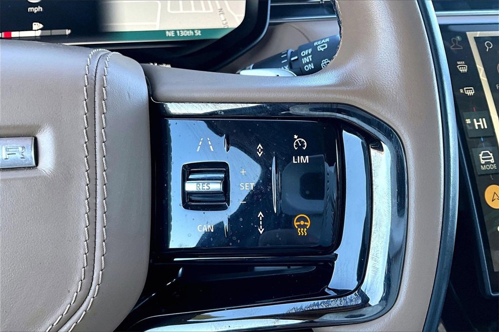 Used 2024 Land Rover Range Rover Sport Dynamic SE image 21