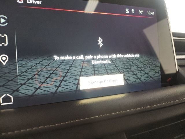 Used 2023 GMC Yukon XL SLT AWD/4WD image 5