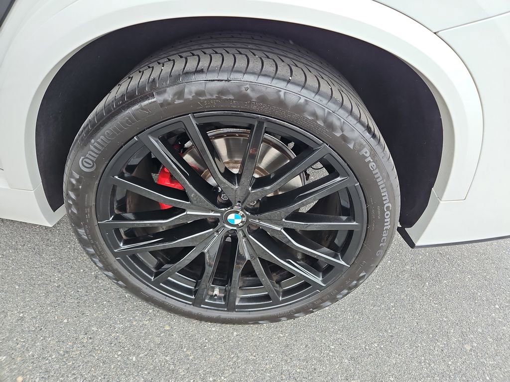 Used 2023 BMW X5 xDrive40i w/ Executive Package image 40