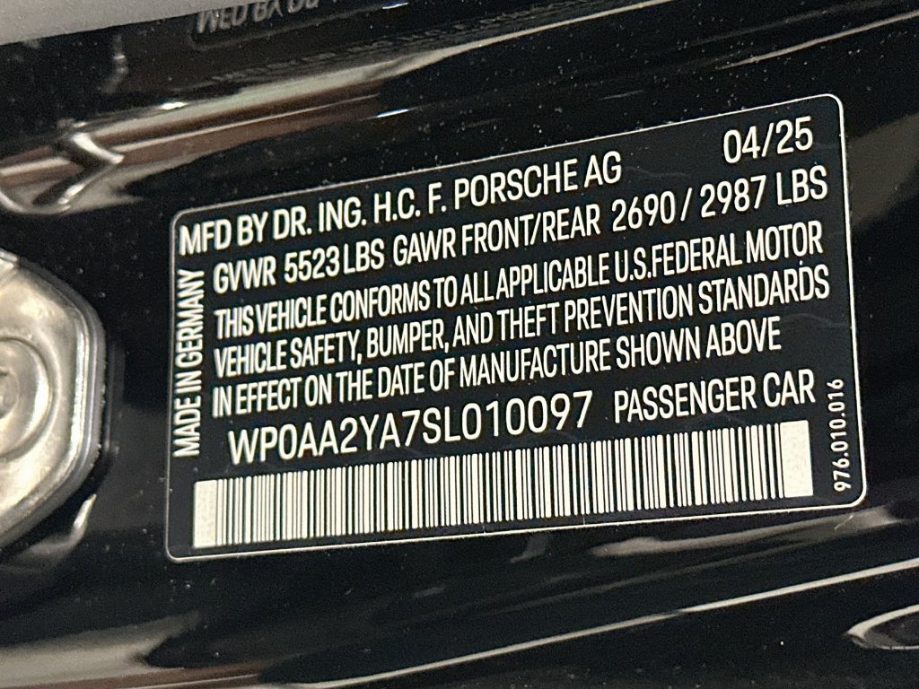 Certified 2025 Porsche Panamera image 36
