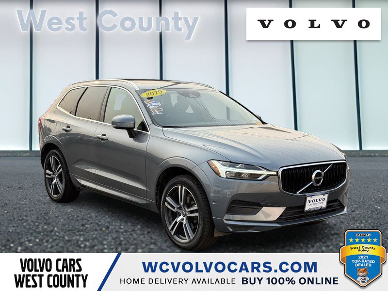 Used 2019 Volvo XC60 T5 Momentum w/ Multimedia Package