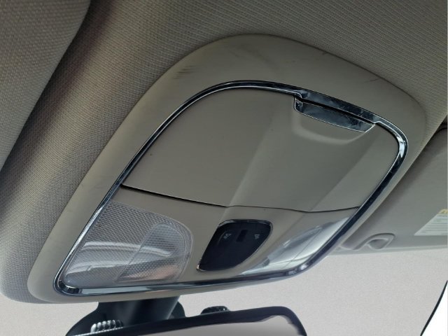 Used 2015 Jeep Cherokee Latitude w/ Cold Weather Group FWD image 30