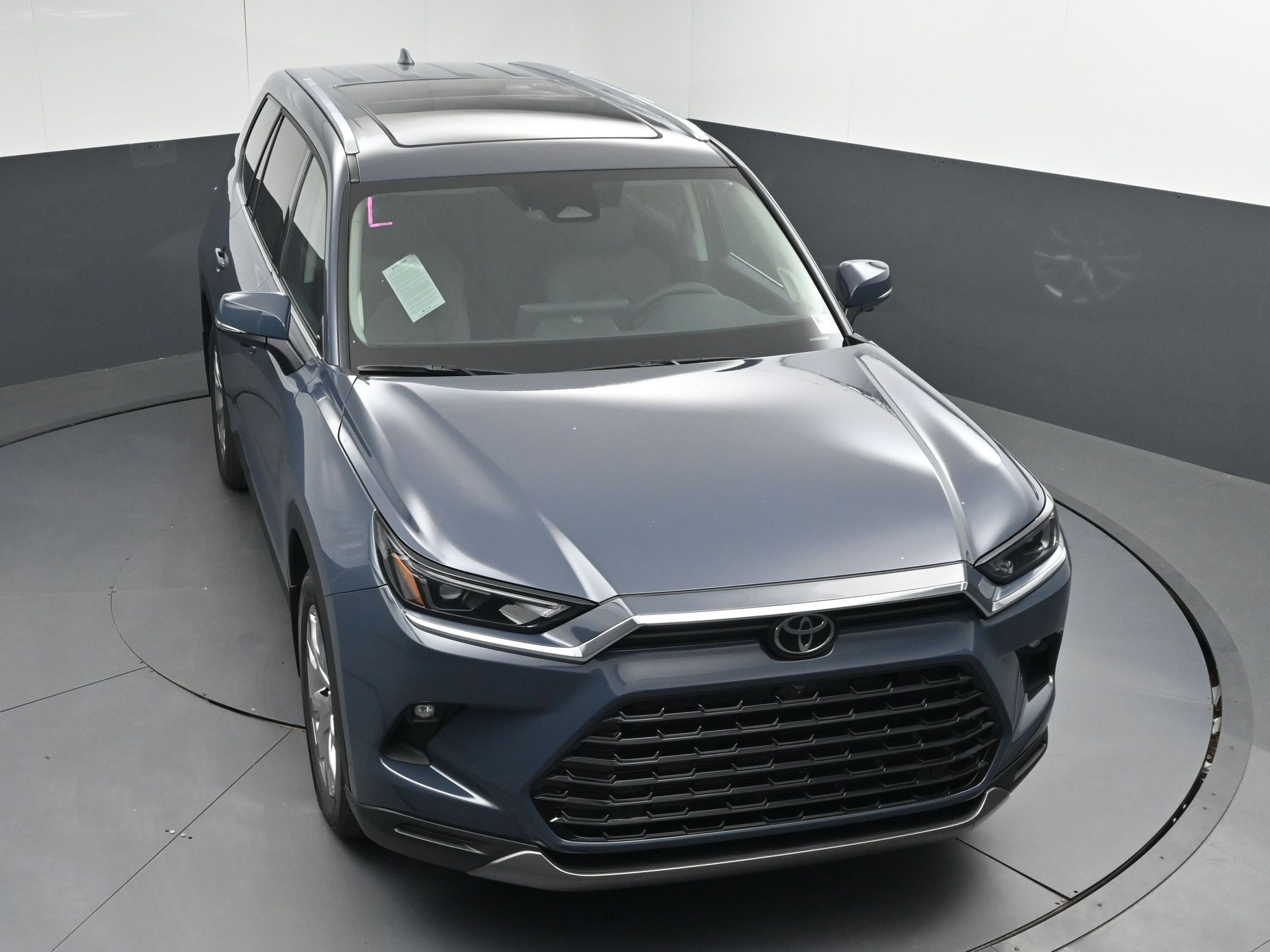 New 2026 Toyota Grand Highlander Limited image 28