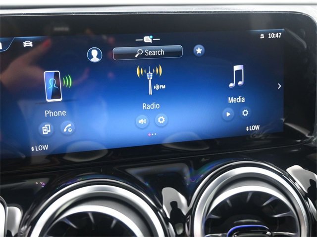 Certified 2024 Mercedes-Benz GLB 250 image 6