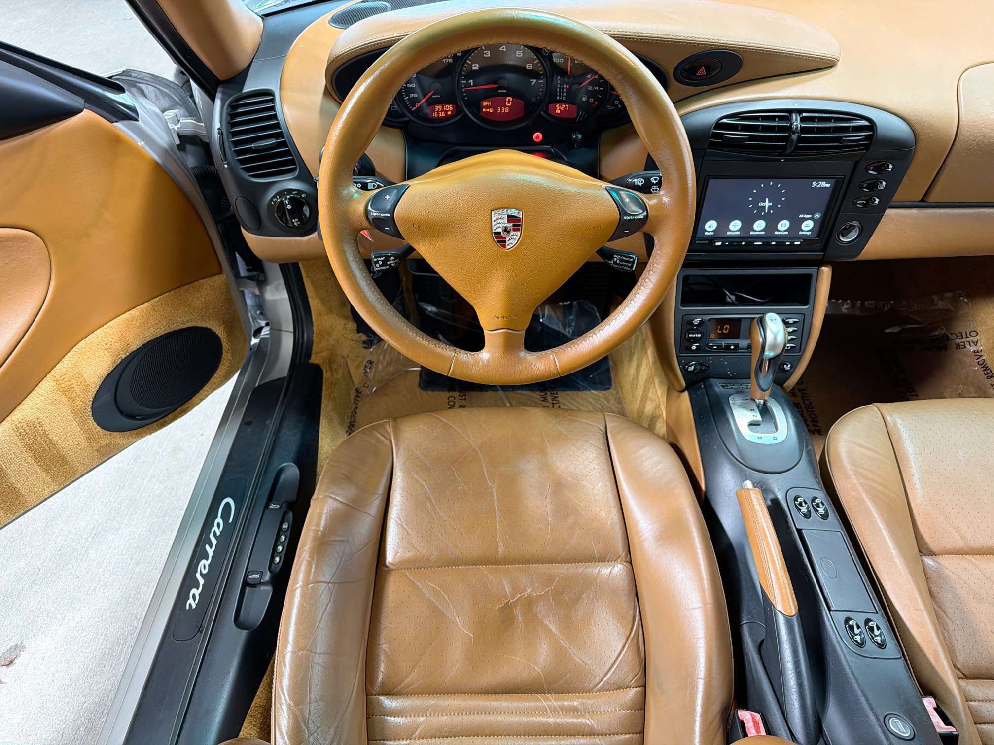Used 2001 Porsche 911 Carrera RWD image 16