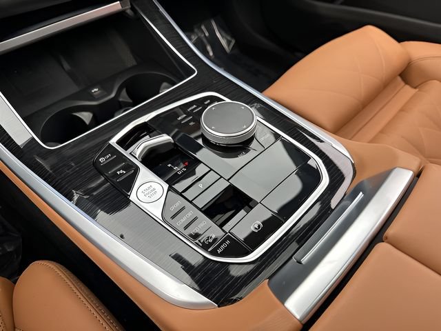 Used 2024 BMW X5 xDrive40i w/ M Sport Package AWD/4WD image 27