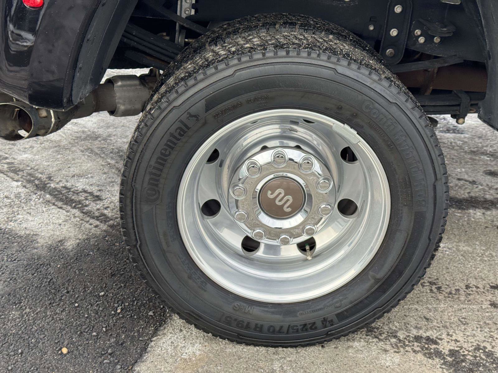 Used 2023 Ford F450 King Ranch w/ Chrome Package image 9