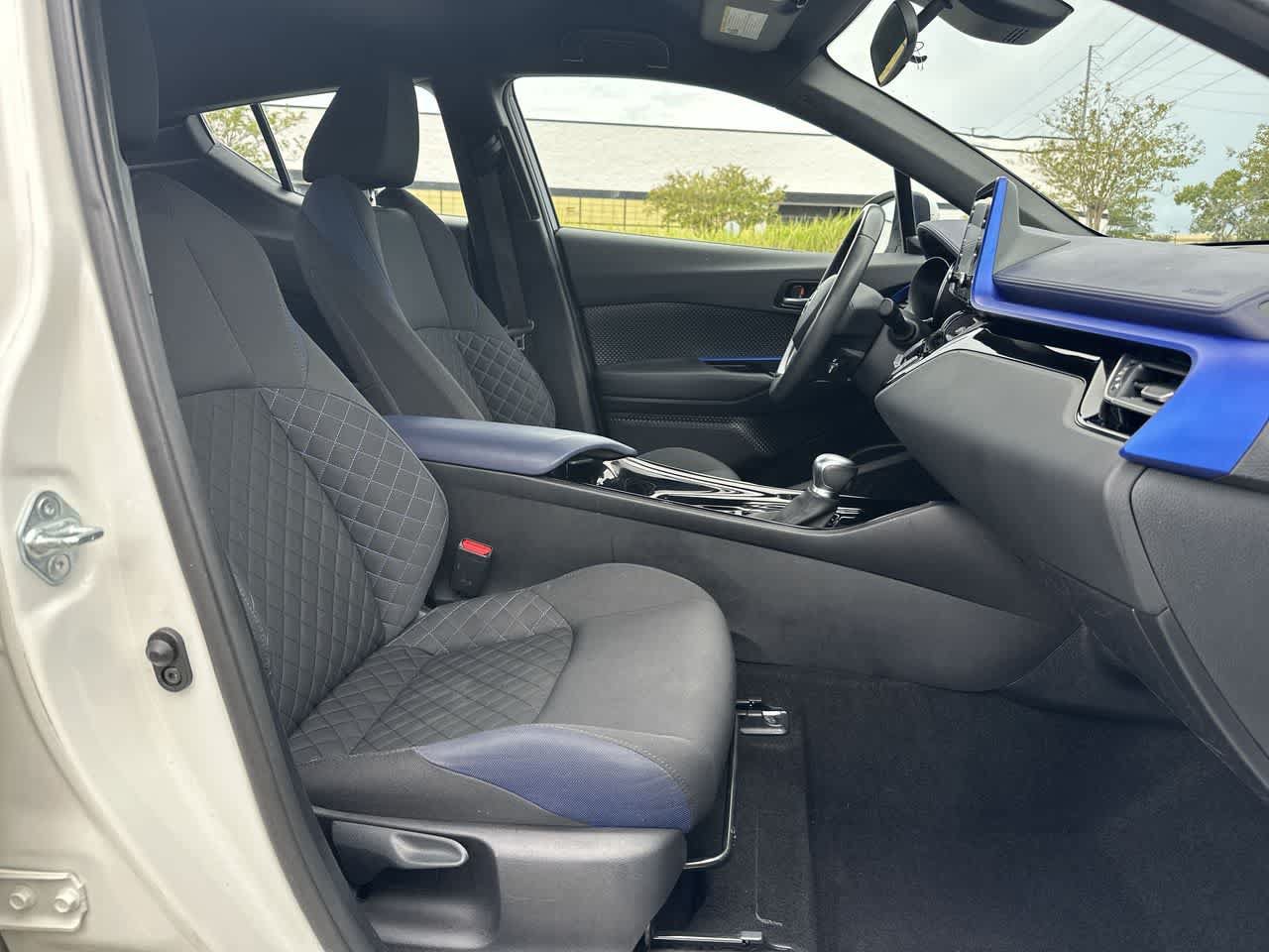 Used 2021 Toyota C-HR XLE FWD image 21