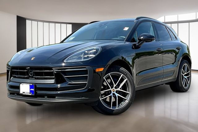 Used 2026 Porsche Macan AWD/4WD image 1