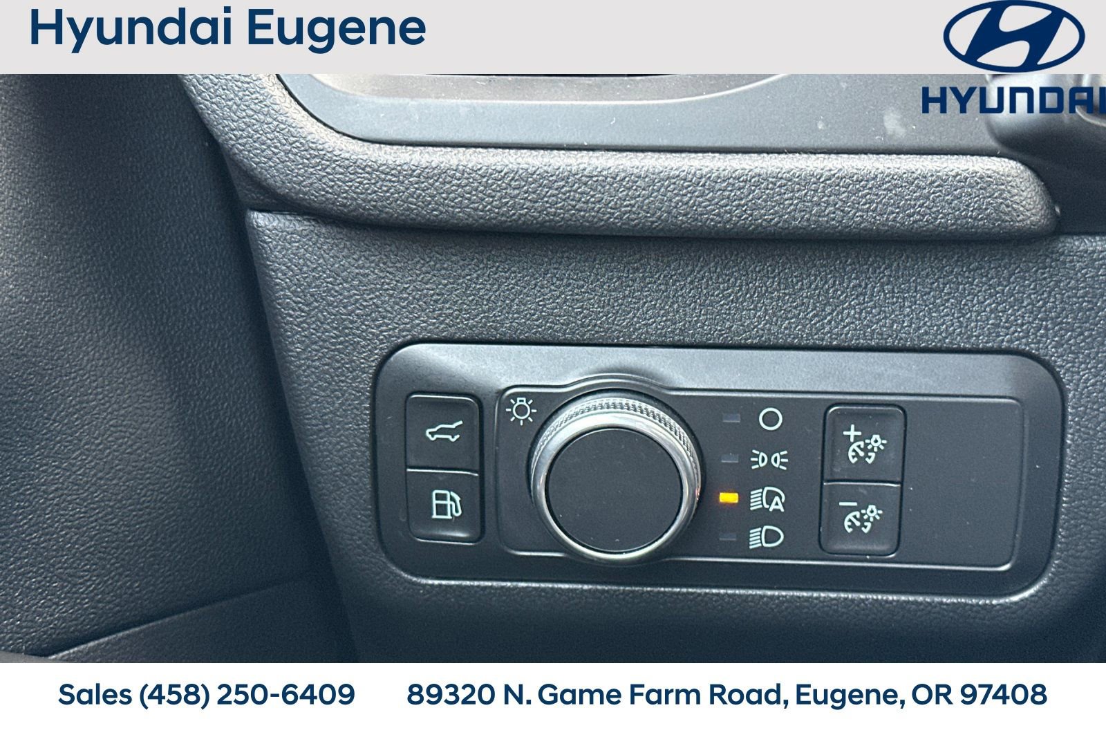 Used 2020 Ford Escape SE Sport image 34